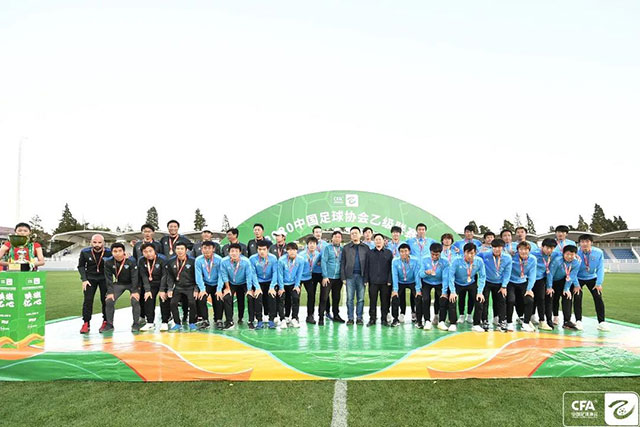 国足最早于足协杯3轮战罢后集中 王钰栋有望争主力
